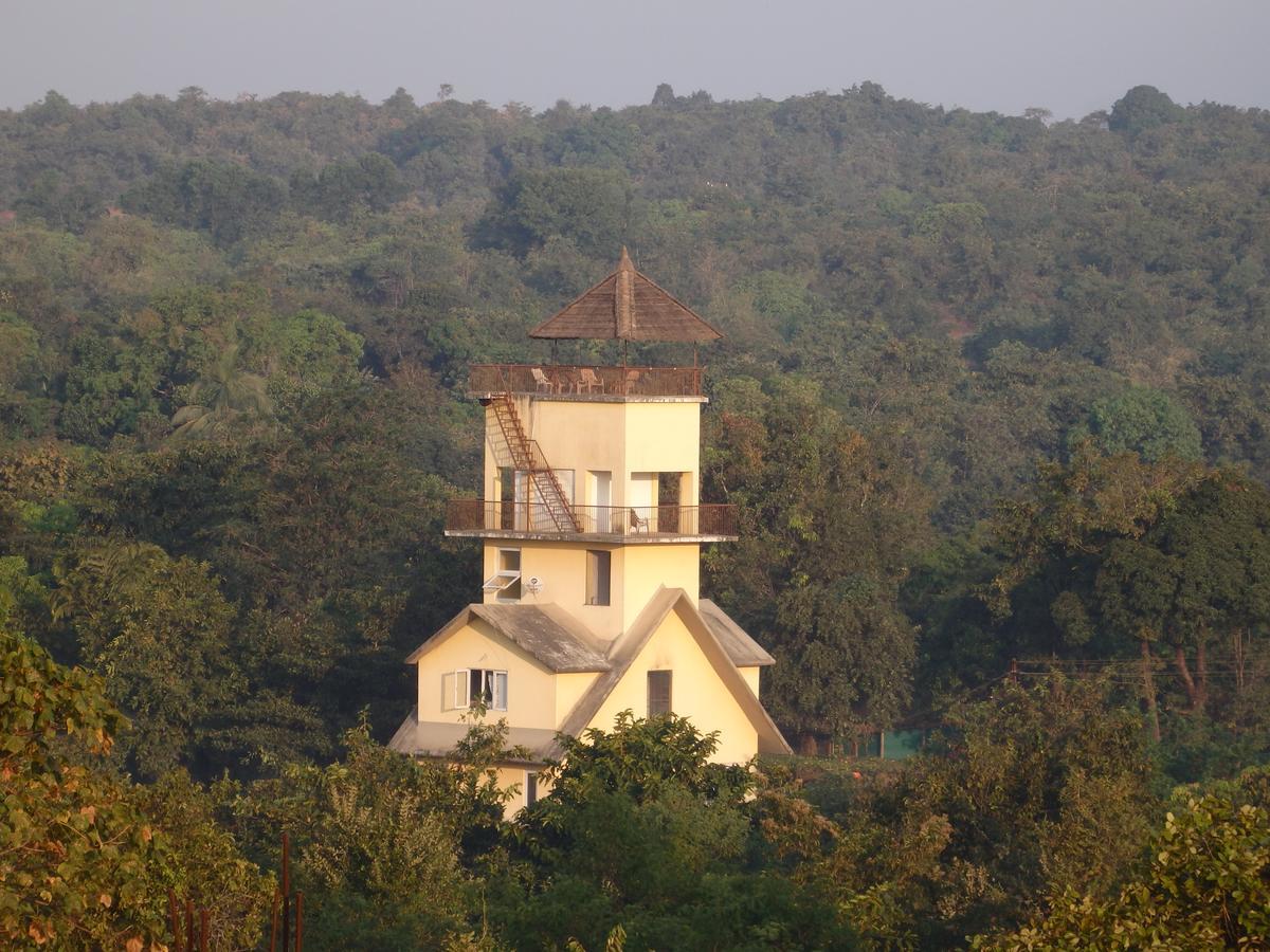 Vatul Cherilyn Monta Resort - Ratnagiri المظهر الخارجي الصورة